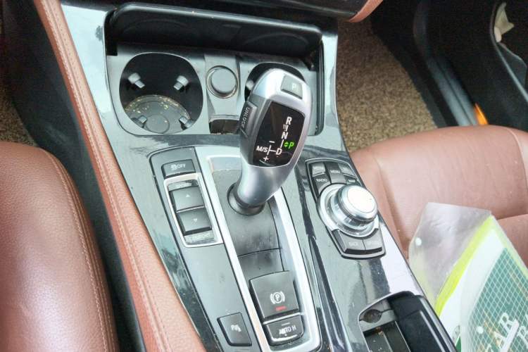 Used BMW 5 Series 2014 520Li Elegant Model Gear Lever