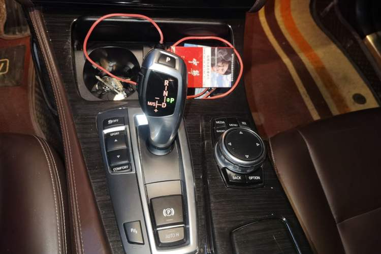 Used BMW 5 Series 2014 525Li Luxury Design Package Gear Lever