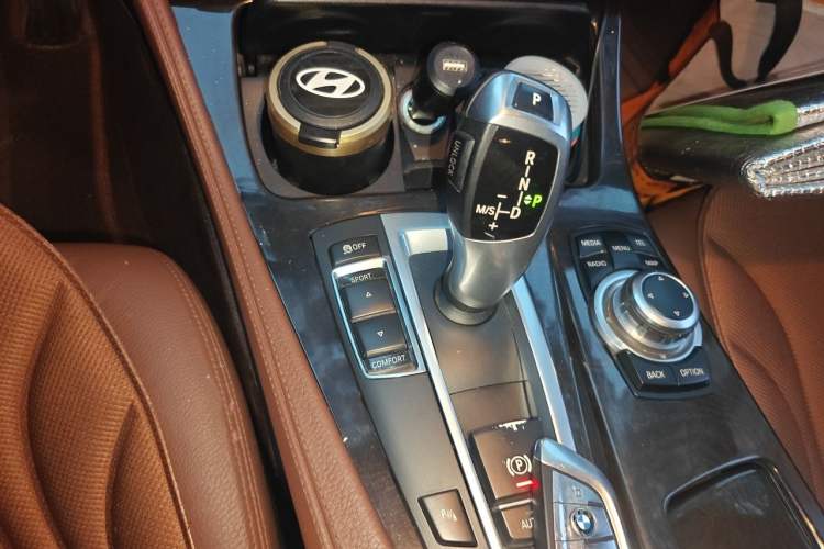 Used BMW 5 Series 2014 525Li Leading Model Gear Lever
