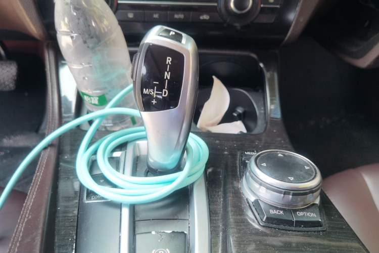Used BMW 5 Series 2014 525Li Luxury Design Package Gear Lever