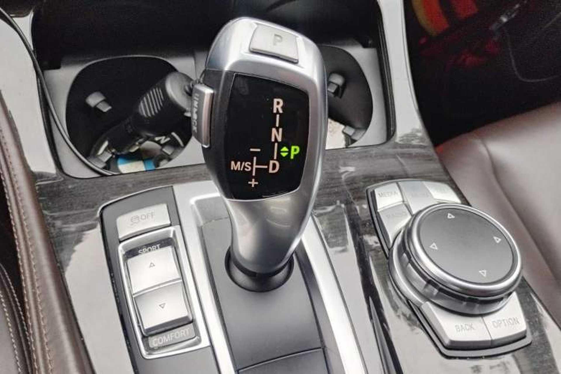 Used BMW 5 Series 2014 525Li Luxury Design Package Gear Lever