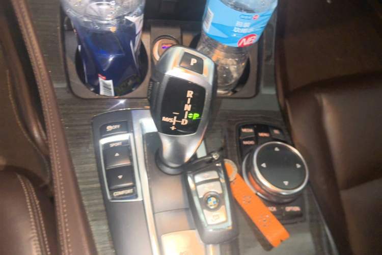 Used BMW 5 Series 2014 525Li Luxury Design Package Gear Lever