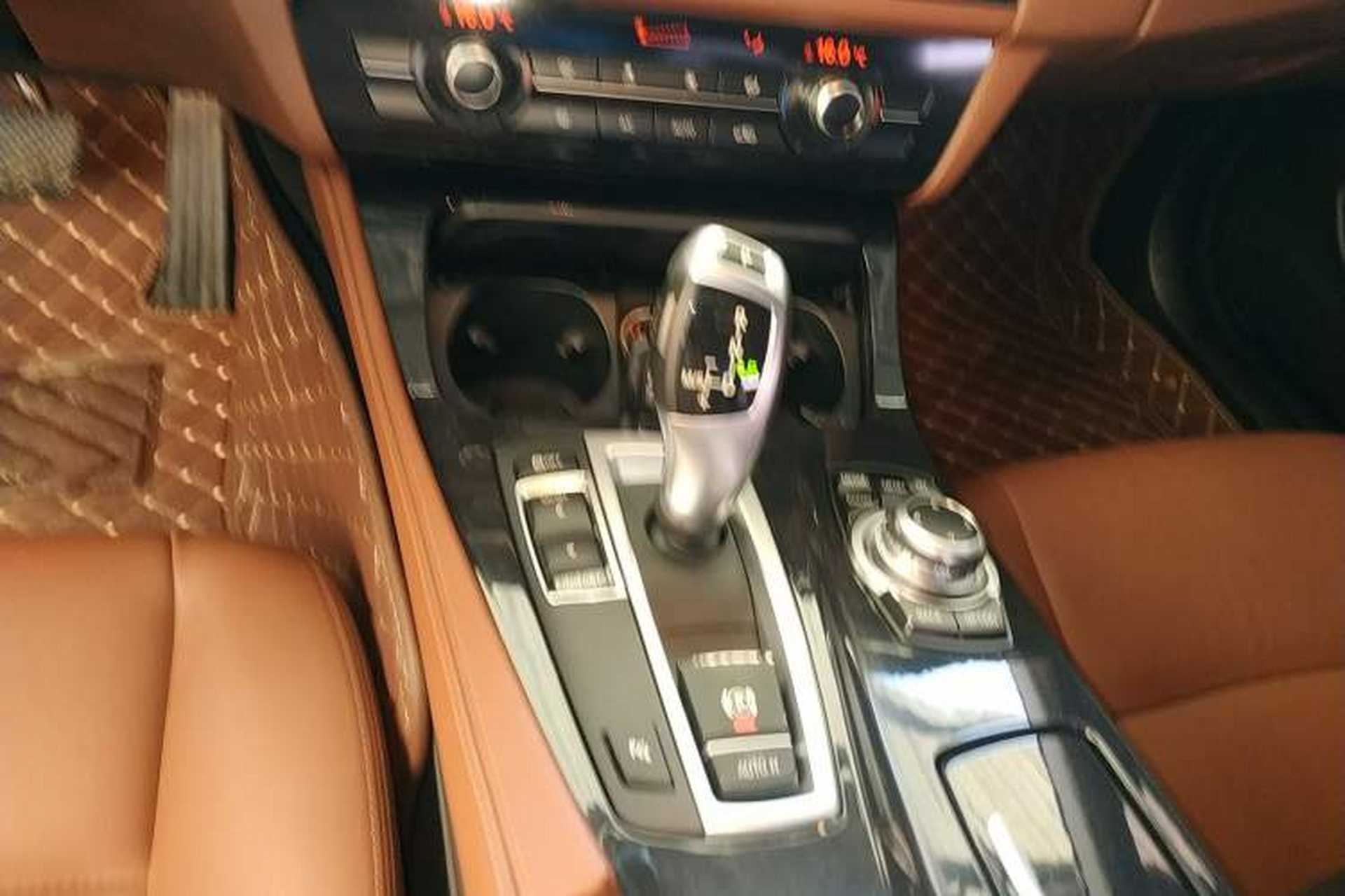 Used BMW 5 Series 2014 520Li Elegant Model Gear Lever