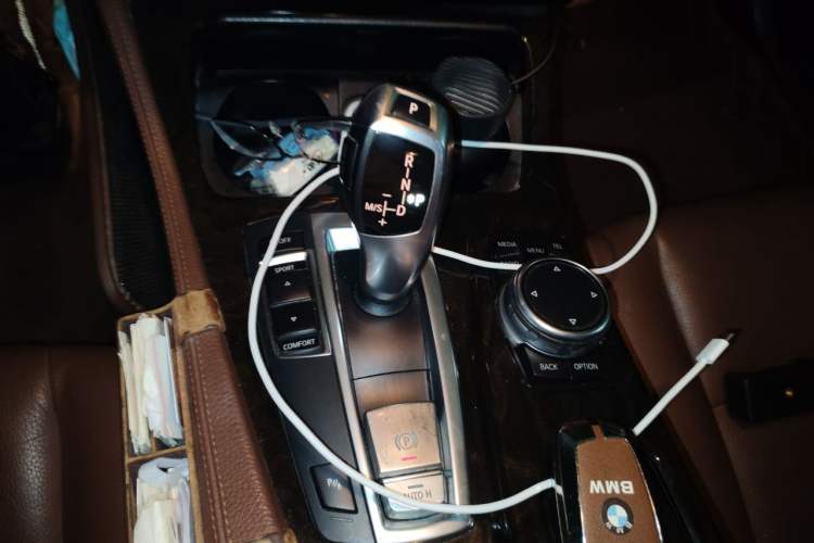 Used BMW 5 Series 2014 528Li Leading Model Gear Lever