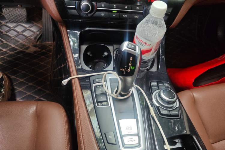 Used BMW 5 Series 2014 520Li Elegant Model Gear Lever