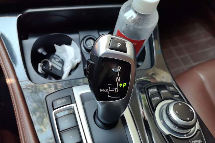 Used BMW 5 Series 2014 520Li Elegant Model Gear Lever