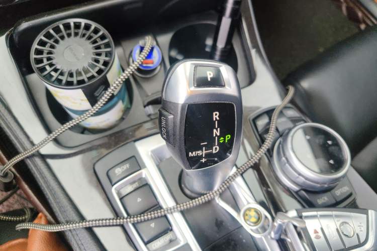 Used BMW 5 Series 2014 525Li Leading Model Gear Lever