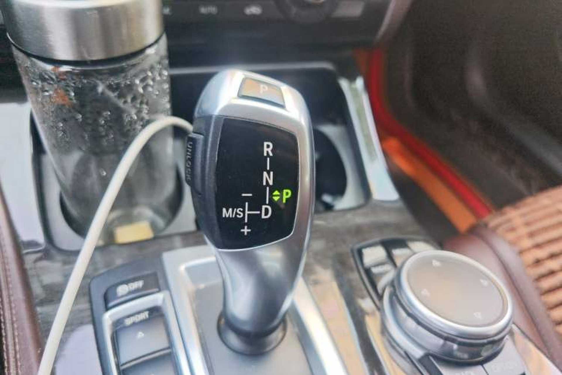 Used BMW 5 Series 2014 525Li Luxury Design Package Gear Lever