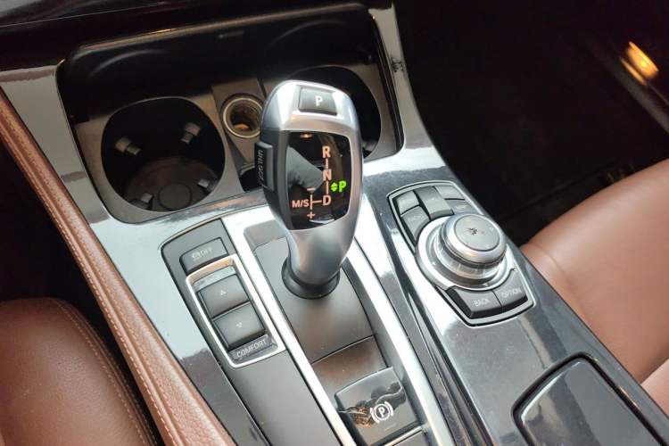 Used BMW 5 Series 2014 520Li Elegant Model Gear Lever