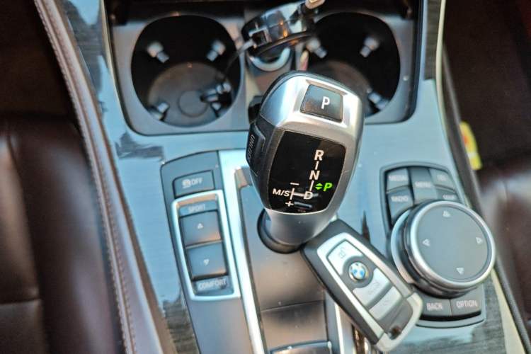Used BMW 5 Series 2014 525Li Luxury Design Package Gear Lever