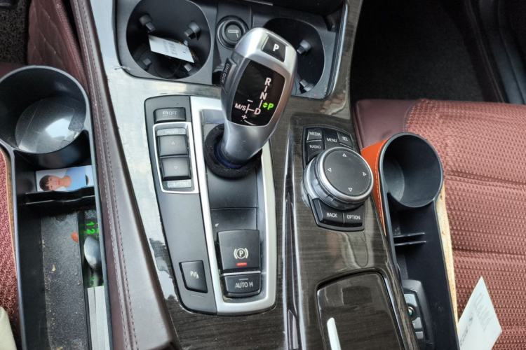 Used BMW 5 Series 2014 525Li Luxury Design Package Gear Lever