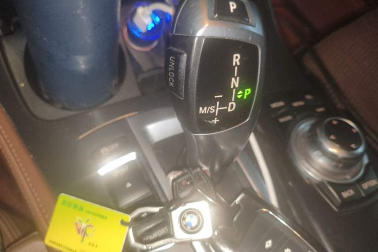 Used BMW 5 Series 2014 520Li Elegant Model Gear Lever