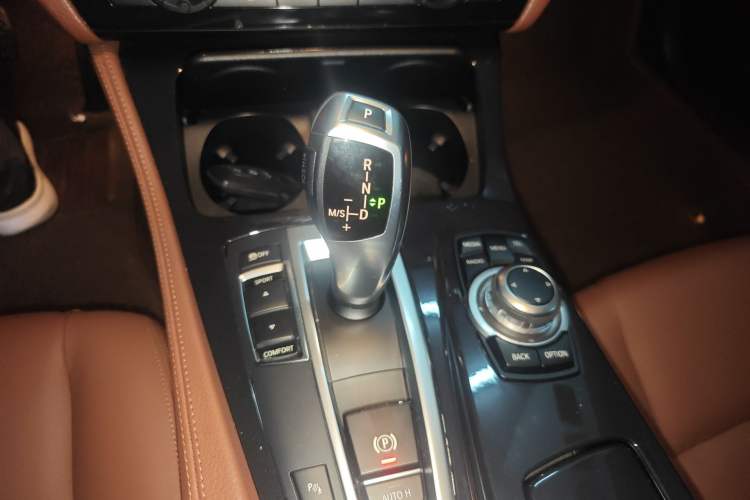 Used BMW 5 Series 2014 520Li Elegant Model Gear Lever