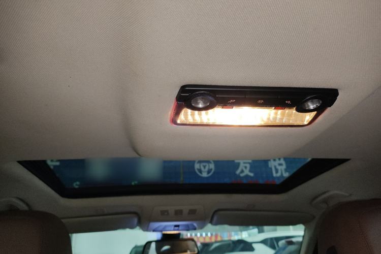 Used BMW 5 Series 2014 525Li Leading Model Headliner