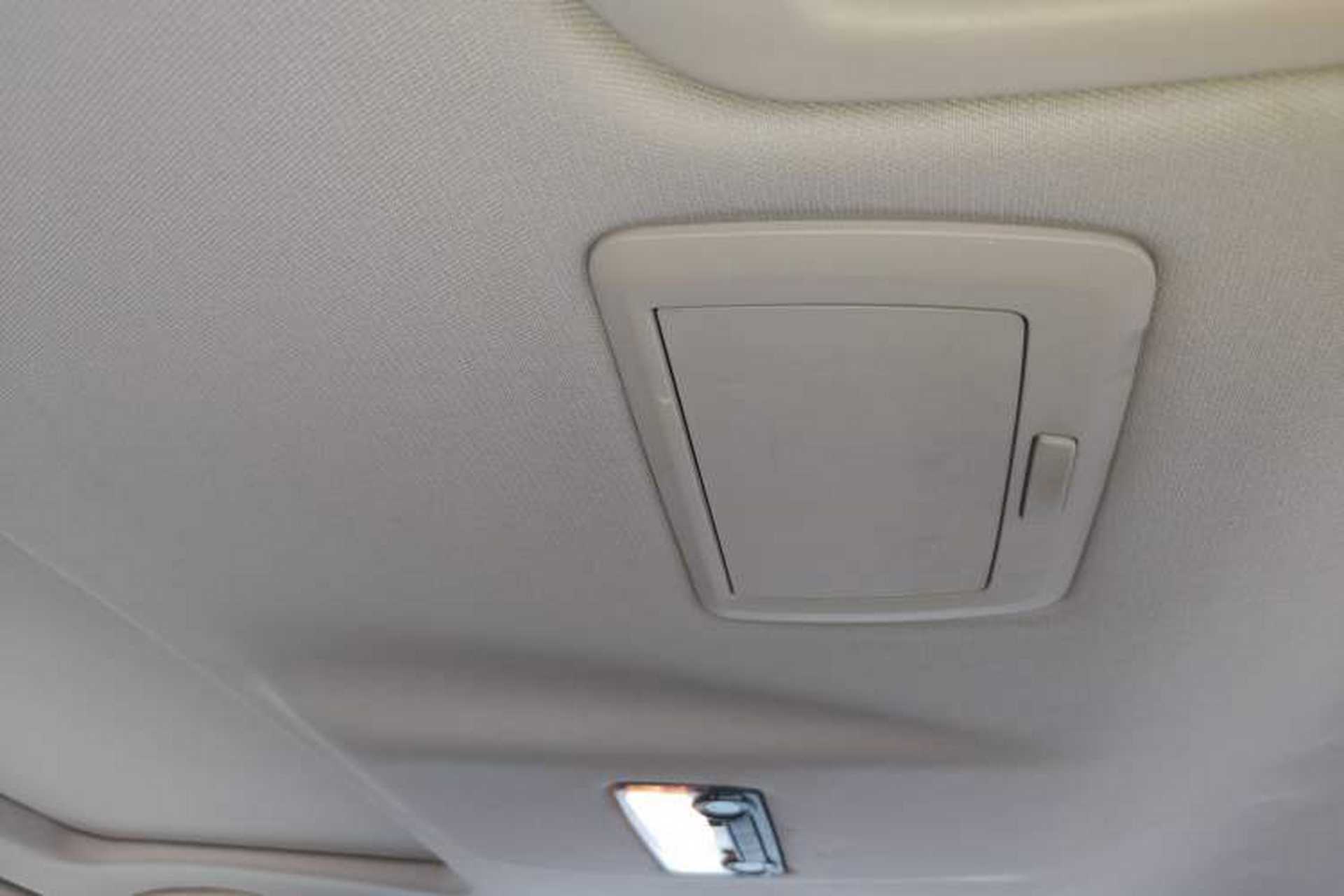 Used BMW 5 Series 2014 528Li Leading Model Headliner