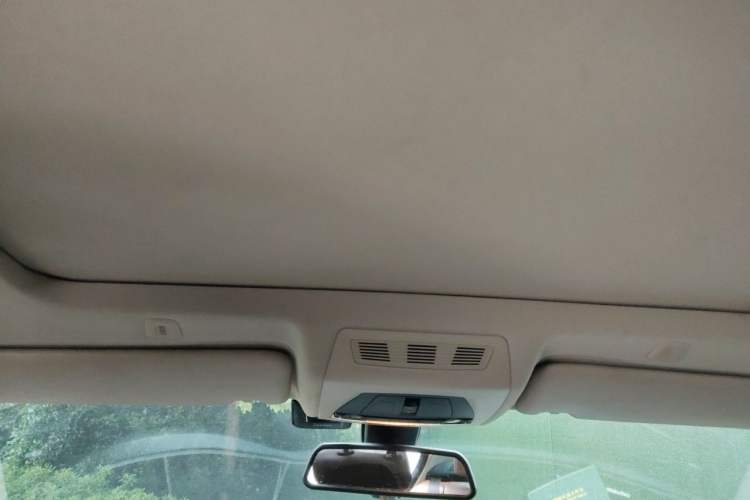 Used BMW 5 Series 2014 520Li Elegant Model Headliner