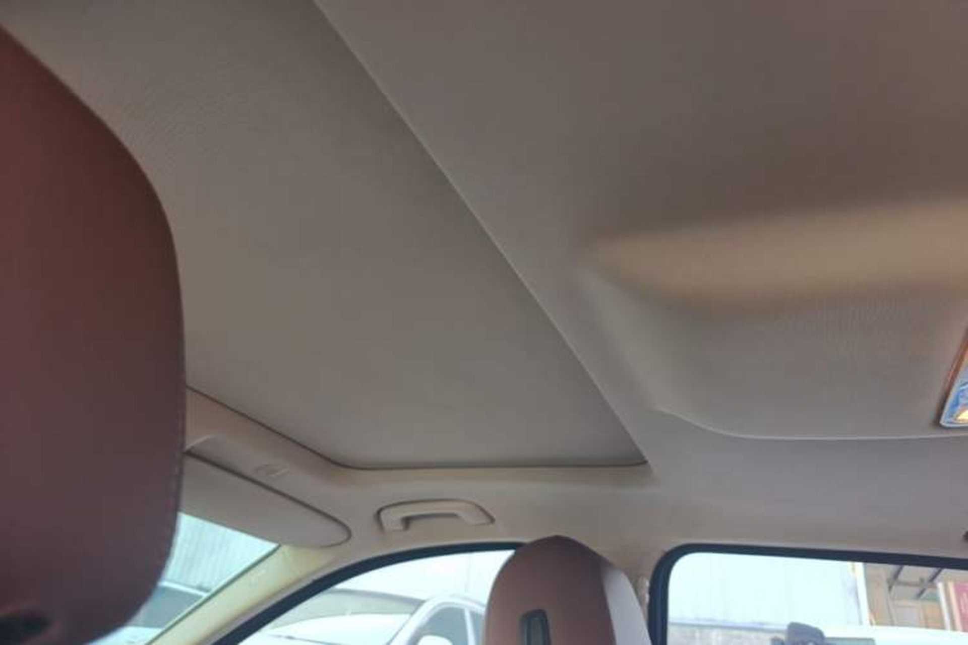 Used BMW 5 Series 2014 525Li Leading Model Headliner