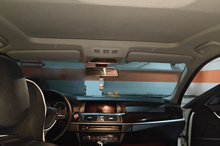 Used BMW 5 Series 2014 525Li Luxury Design Package Headliner