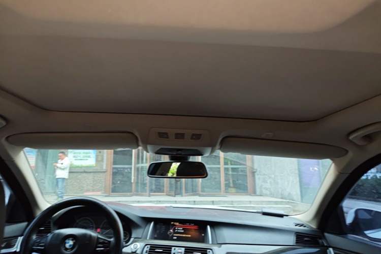 Used BMW 5 Series 2014 525Li Luxury Design Package Headliner