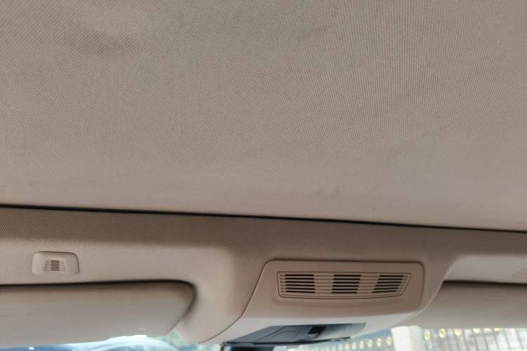 Used BMW 5 Series 2014 520i Elegant Edition Headliner