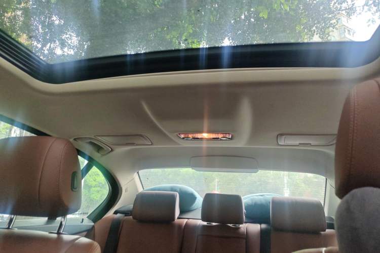 Used BMW 5 Series 2014 520Li Elegant Model Headliner
