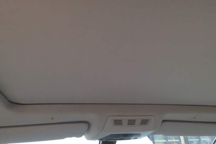 Used BMW 5 Series 2014 525Li Fashion Design Package Headliner