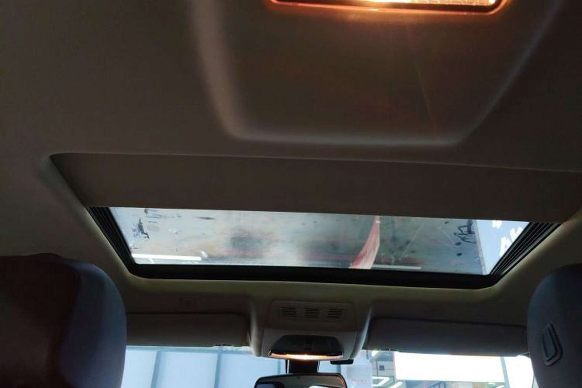 Used BMW 5 Series 2014 525Li Luxury Design Package Headliner