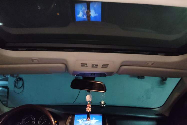 Used BMW 5 Series 2014 520Li Elegant Model Headliner