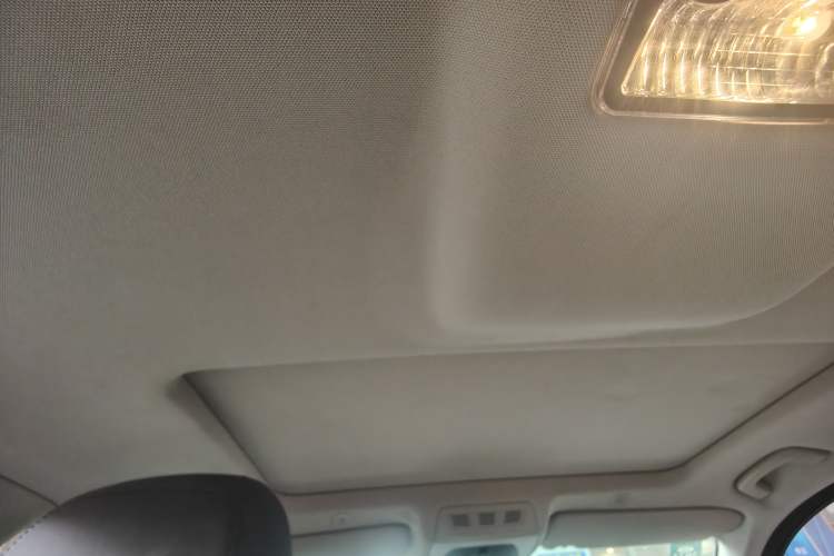 Used BMW 5 Series 2014 525Li Luxury Design Package Headliner