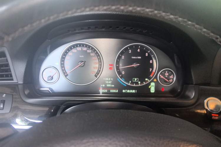 Used BMW 5 Series 2014 525Li Luxury Design Package Instrument Cluster