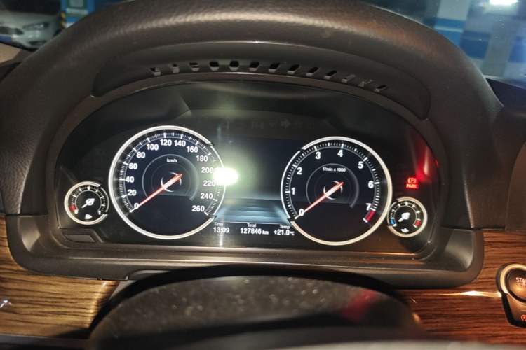 Used BMW 5 Series 2014 525Li Luxury Design Package Instrument Cluster