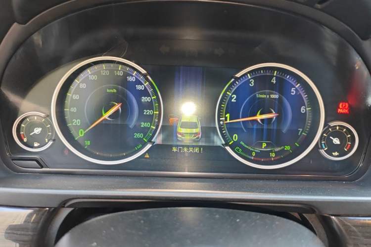 Used BMW 5 Series 2014 525Li Luxury Design Package Instrument Cluster