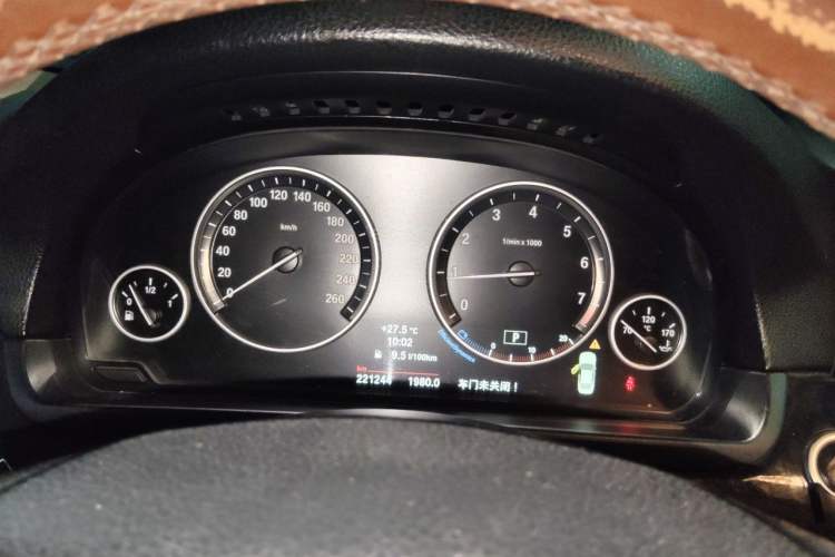 Used BMW 5 Series 2014 520Li Elegant Model Instrument Cluster
