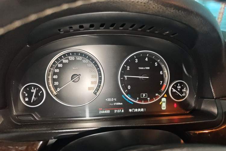 Used BMW 5 Series 2014 525Li Leading Model Instrument Cluster