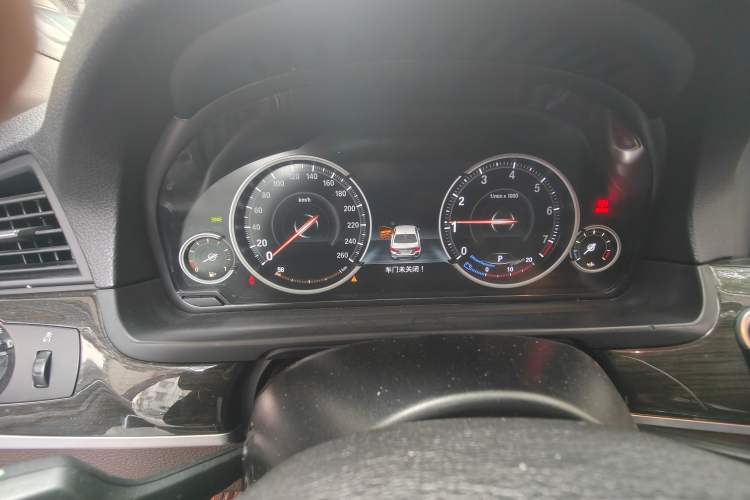 Used BMW 5 Series 2014 525Li Luxury Design Package Instrument Cluster