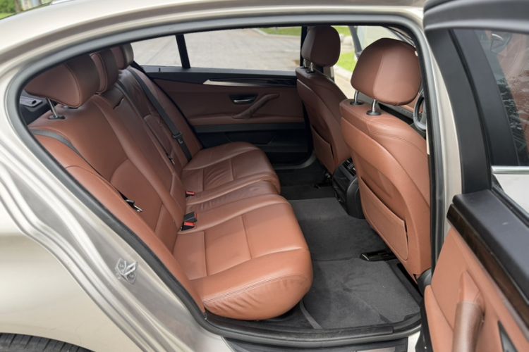 Used BMW 5 Series 2014 525Li Leading Model Interior 4