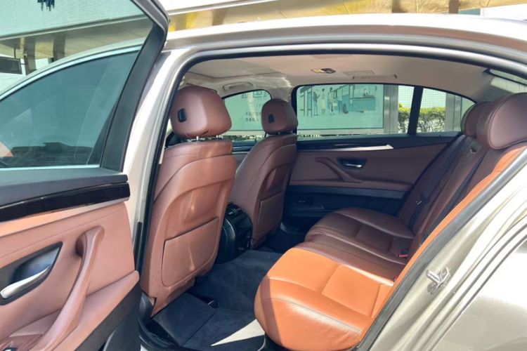 Used BMW 5 Series 2014 525Li Leading Model Interior 6