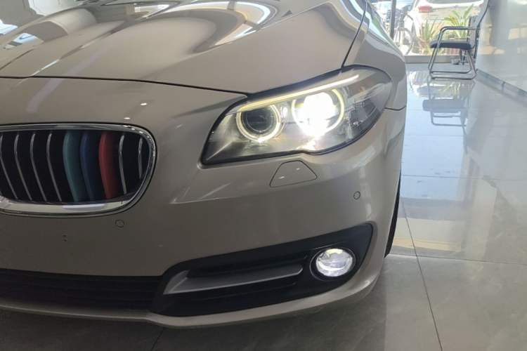 Used BMW 5 Series 2014 520i Elegant Edition Left Front Headlight