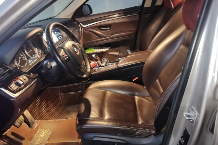 Used BMW 5 Series 2014 525Li Luxury Design Package Left Front Seat