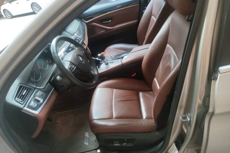 Used BMW 5 Series 2014 520Li Elegant Model Left Front Seat