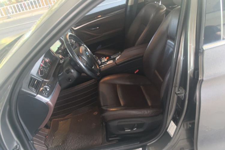 Used BMW 5 Series 2014 525Li Luxury Design Package Left Front Seat