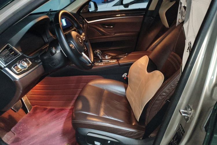 Used BMW 5 Series 2014 525Li Luxury Design Package Left Front Seat