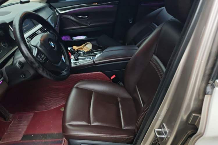 Used BMW 5 Series 2014 525Li Luxury Design Package Left Front Seat
