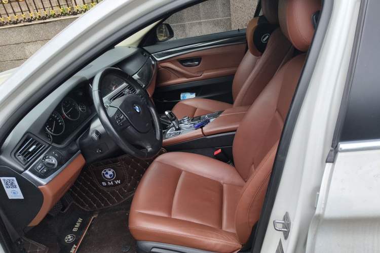 Used BMW 5 Series 2014 520i Elegant Edition Left Front Seat