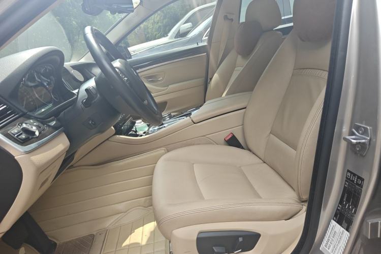 Used BMW 5 Series 2014 525Li Luxury Design Package Left Front Seat