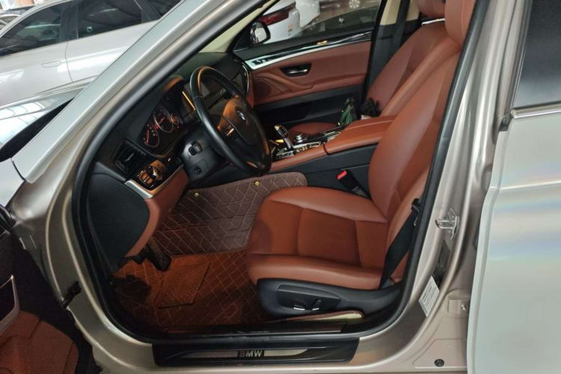 Used BMW 5 Series 2014 520Li Elegant Model Left Front Seat