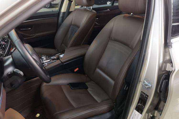 Used BMW 5 Series 2014 525Li Luxury Design Package Left Front Seat