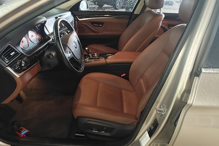 Used BMW 5 Series 2014 525Li Leading Model Left Front Seat