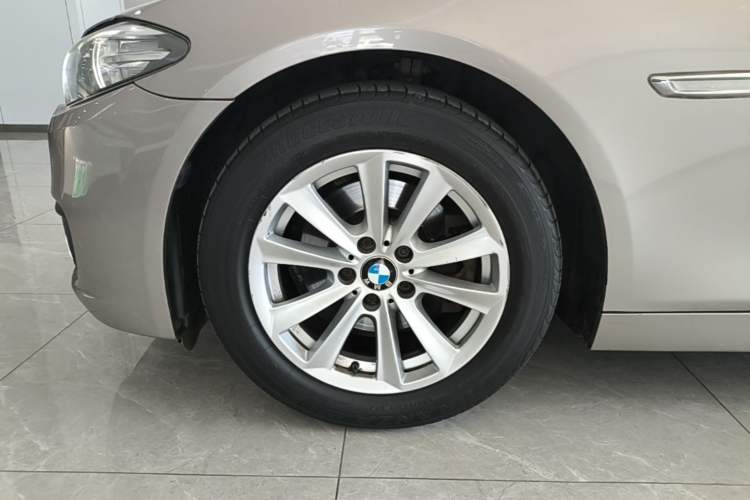 Used BMW 5 Series 2014 520i Elegant Edition Left Front Wheel Hub