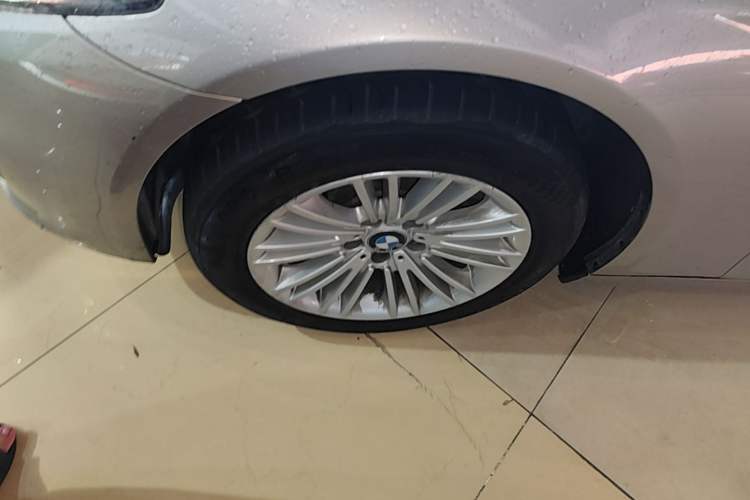 Used BMW 5 Series 2014 525Li Leading Model Left Front Wheel Hub